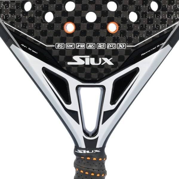 28751 siux fenix iii javi ruiz pro 1500x1500 vista5 e177