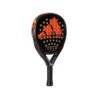 Ein Adidas Adipower Ctrl Team-Padelschläger mit einem schwarz-orangefarbenen Farbschema, runden Löchern, einem gemusterten Design auf der Schlagfläche und einem mit schwarzem Griffband umwickelten Griff.