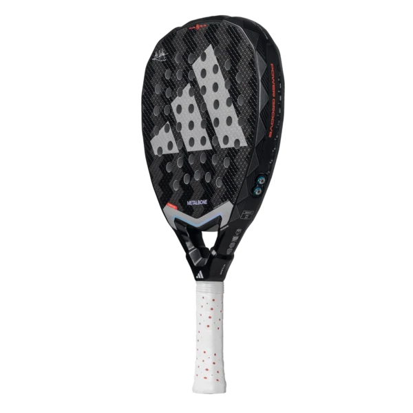 adidas-metalbone_3-4-2025-padelschlaeger-10